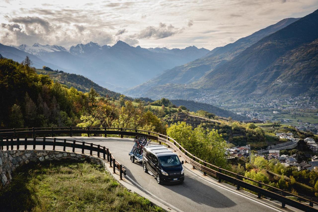 Dimora Gilles Aosta Valley Бар Экстерьер фото